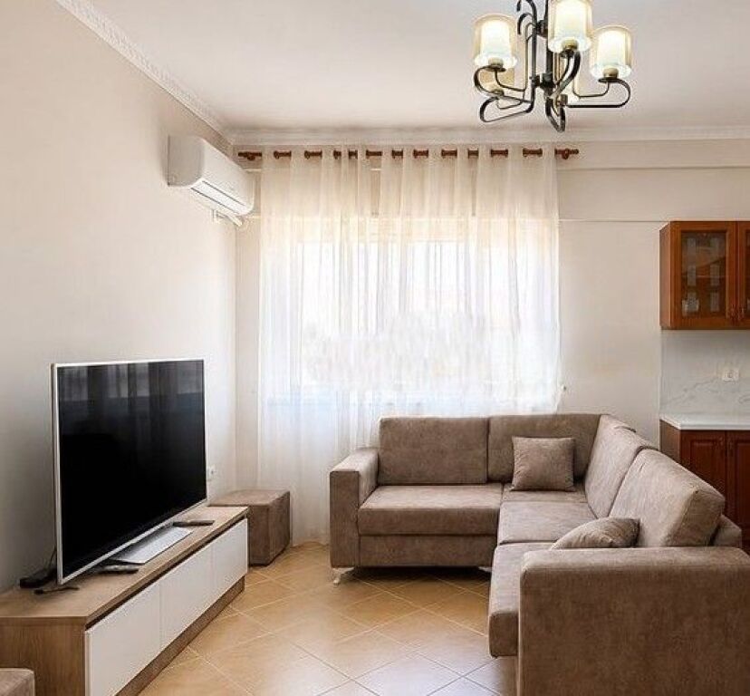 Shitet Apartament 2+1+2 në Fresk!