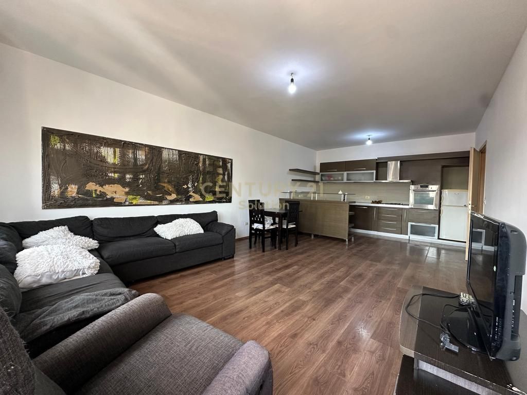 JEPET ME QIRA APARTAMENT 2+1, YZBERISHT 480 € /Muaj