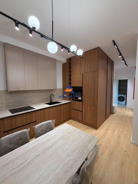 APPARTAMENTO 1+1+BALCONE IN AFFITTO "ALI DEMI, COMPLESSO KADIU" 50.000 LEKE