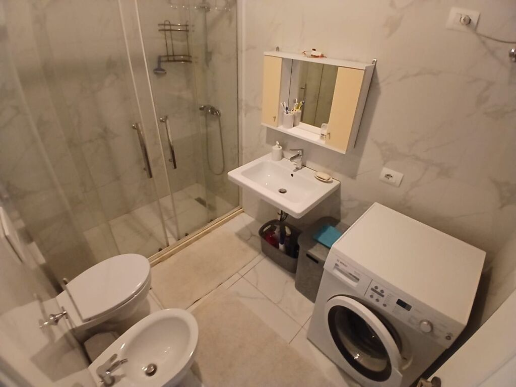 Appartamento 3+1 in affitto Dietro il Bar Kinostudio !