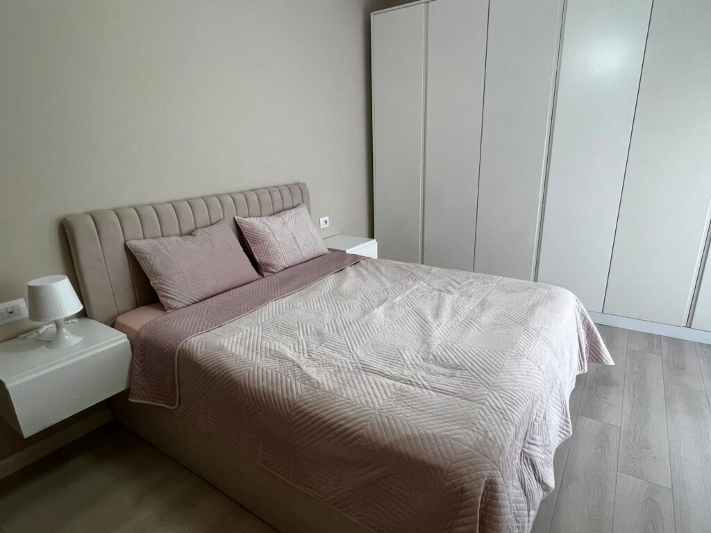 APARTAMENT 2+1+2 TUALETE. 70000 LEKE.DON BOSKO.