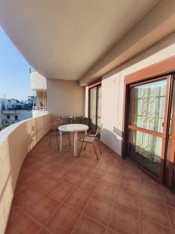 Apartament 1+1, 80 m² me pamje të pjesshme nga deti – Investim i zgjuar!