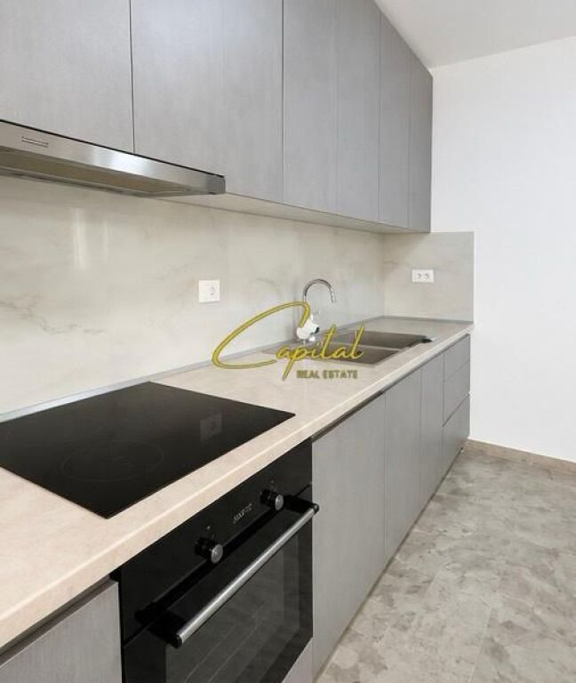 APARTAMENT ME QIRA 2+1 PRESIDENCA 950 EURO