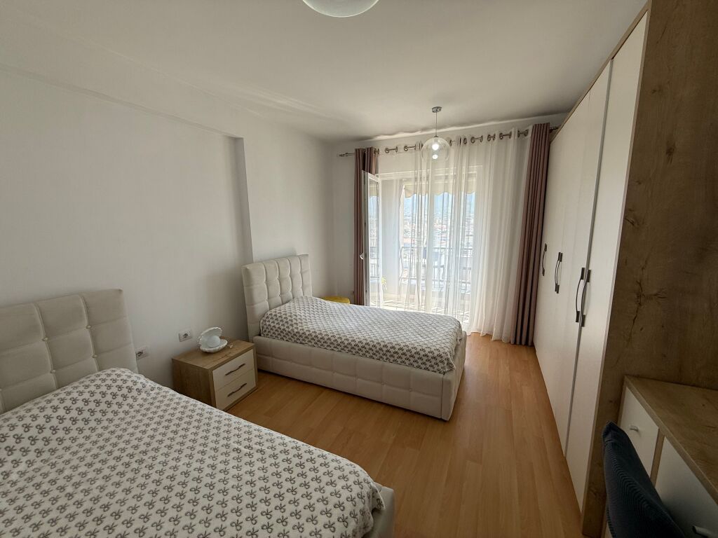 Affitto, Appartamento 2+1+2, Via 5 Maji, Tirana