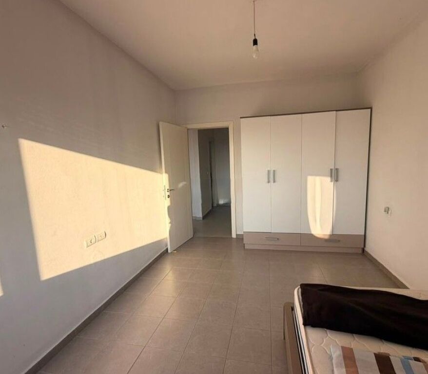 Apartament 1+1 me Qira pranë Motel Gazheli, Fresk