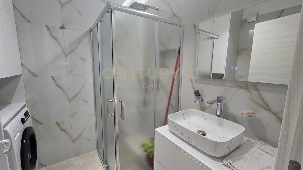 AFFITTASI APPARTAMENTO 1+1 PRESSO RESIDENZA E-88, LAPRAKË! 650 € /Mese 60.000 Lekë /Mese
