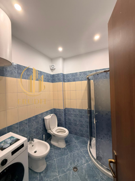 🏡 Apartament 1+1 me Qira në Vlorë – Plazhi i Vjetër