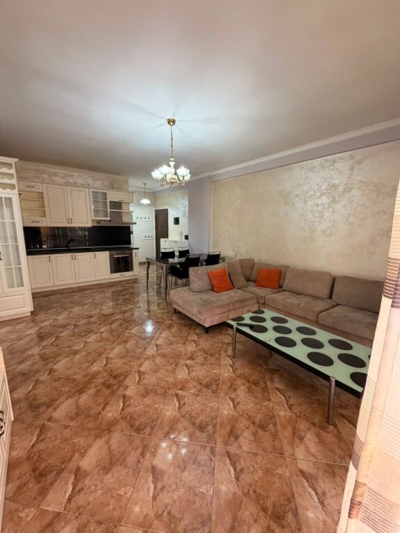 Apartament 2+1+2 në Astir të Oslo