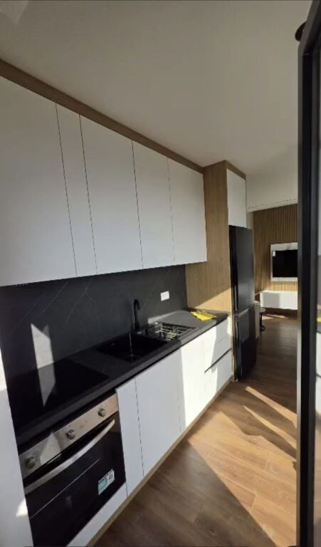 🏡 Jepet me qira apartament 1+1 – Tek Shkolla e Bashkuar, prane QSUT.