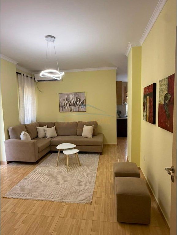 Qera, Apartament 2+1, Fresk, Tirane