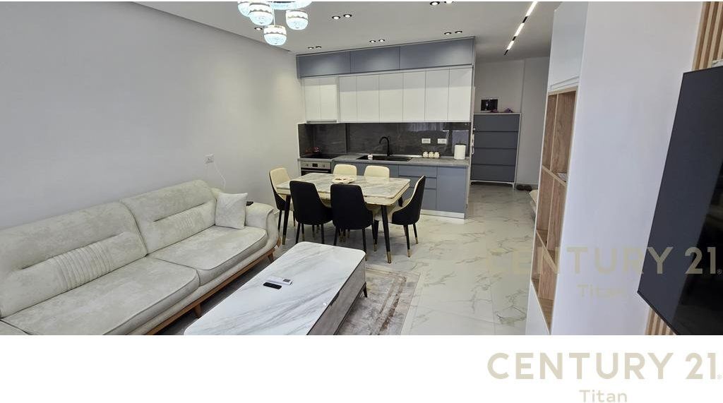 AFFITTASI APPARTAMENTO 3+1+2 IN VIA "DON BOSCO"