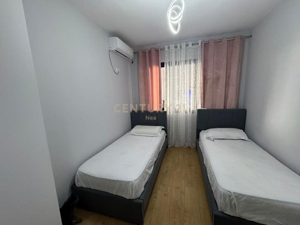 Apartment 2+1+2+ parking in Astir, near Villa L. Nea145829