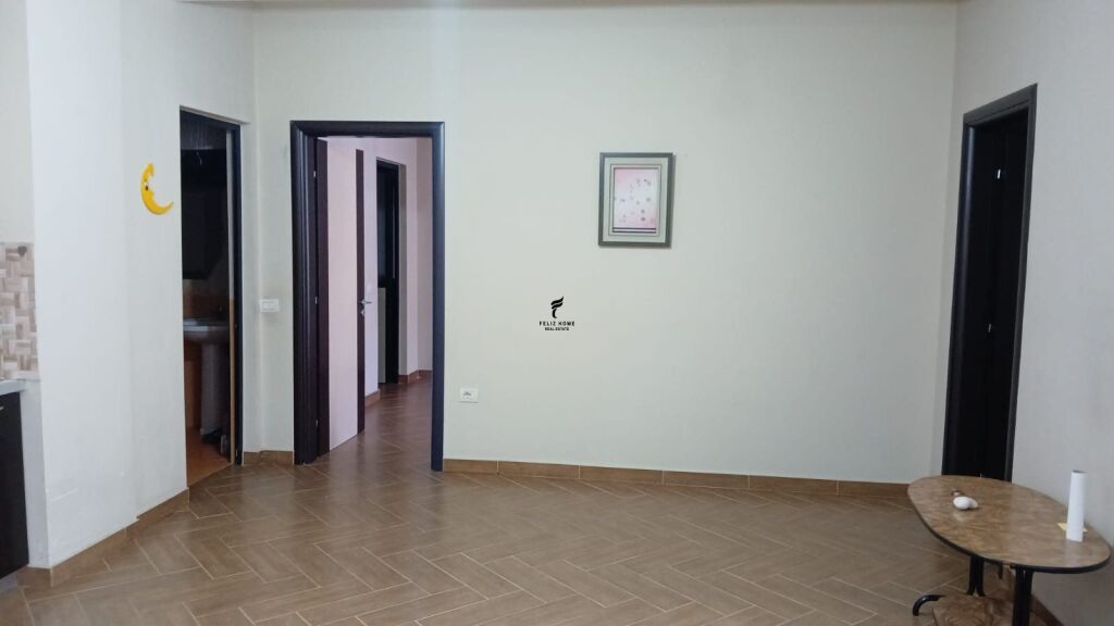 APARTAMENT ME QERA 2+1+2 ASTIR 450 EURO FH-87083