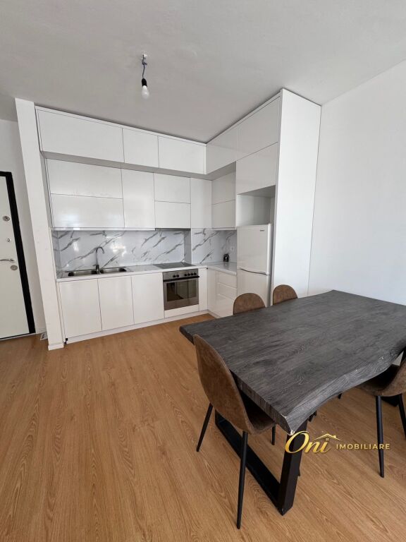 SHITET APARTAMENT 2+1, QTU