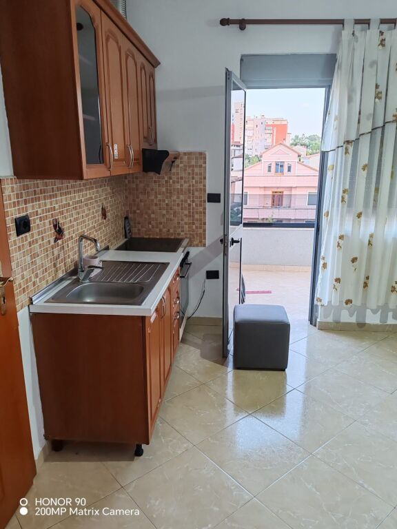 Jepen Apartamente 1+1 me qera Tek 5 Maji, mbrapa Concord (F)   ID 5293