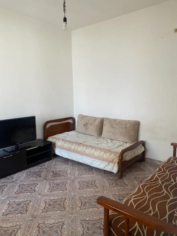 In Affitto Appartamento 2+1+1 Balcone