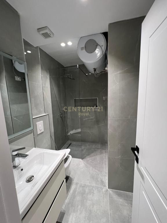 APARTAMENT PER QIRA 2+1+2 NE ZOG TE ZI ROYAL146503