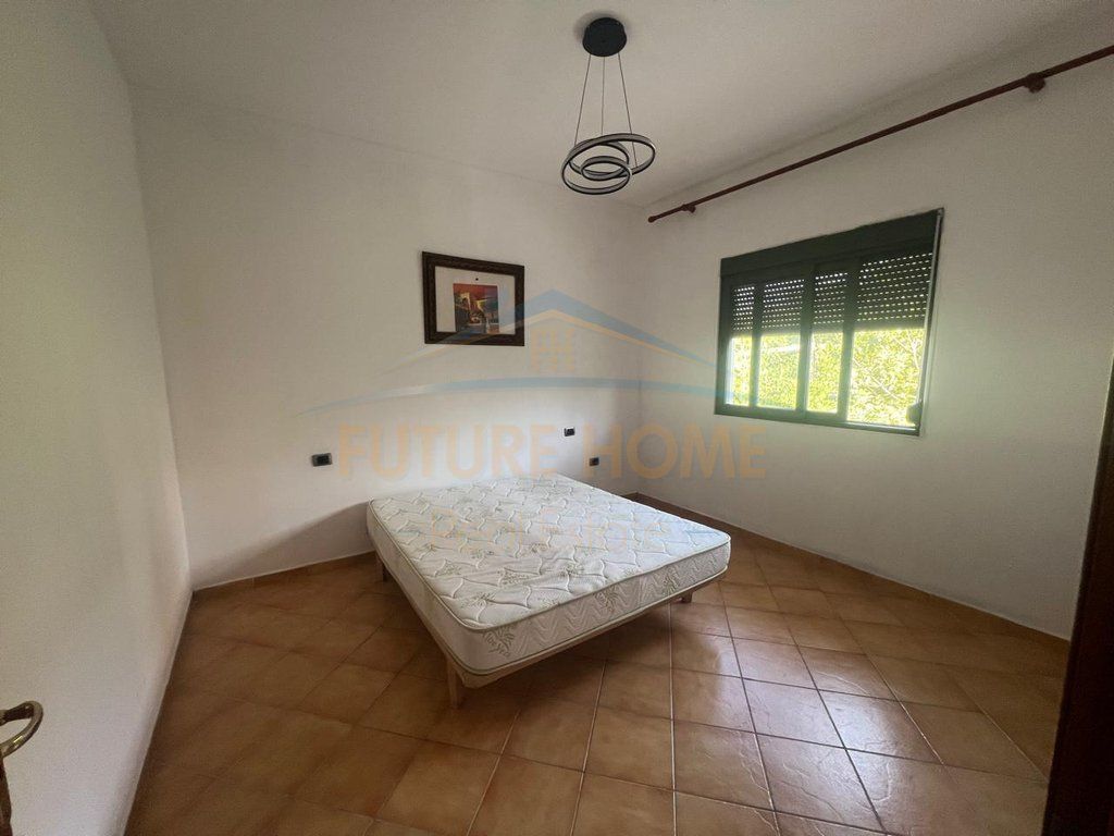 Qera, Shtepi Private , Durres