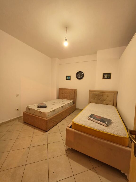 🏡 Appartamento 2+1 in affitto  📍Astir, vicino a Vero Caffè 💰 Prezzo: 45.000 Lek/mese trattabile