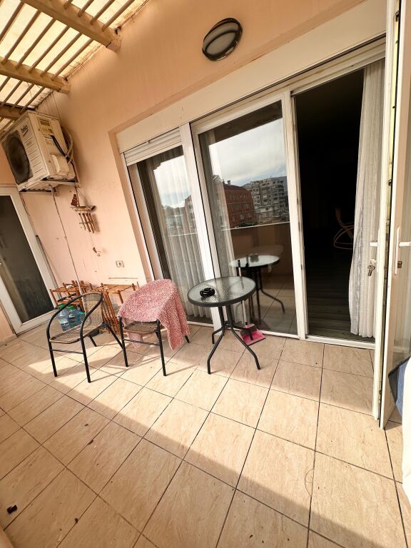 Apartament 2+1+2 per shitje, Bllok Juridiku !