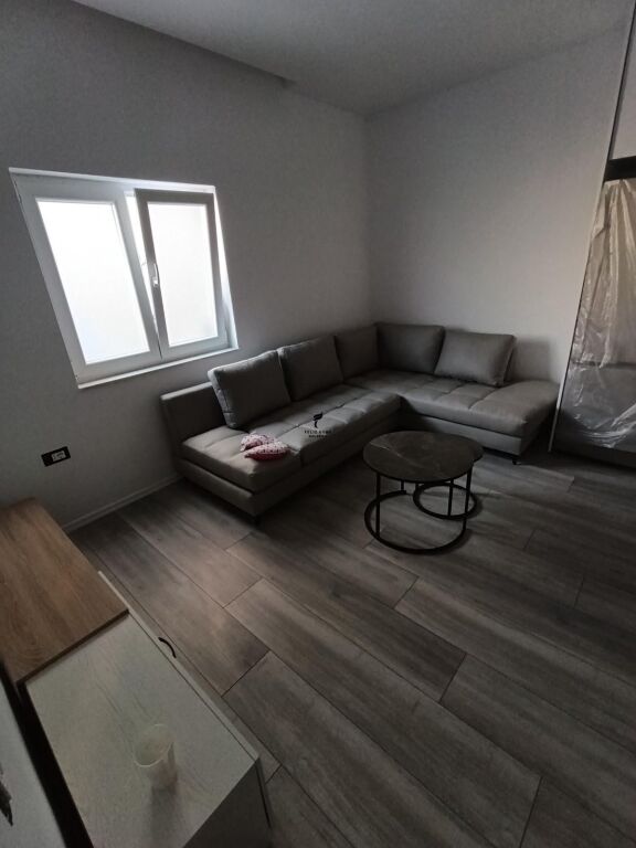 APARTAMENT ME QERA 2+1 PORCELAN 55.000 LEKE FH-86912