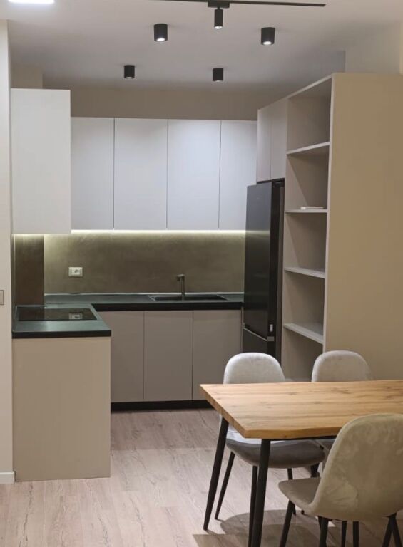 Super apartament me qera 1+1 Perballe Delijorgjit