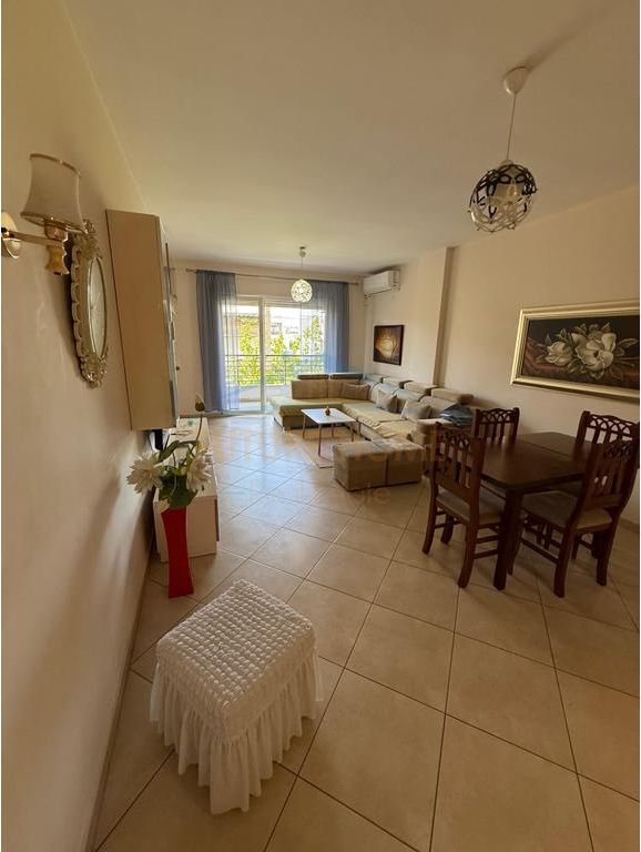 Qera, Apartament 3+1+2, Ferit Xhajko, Tirane .