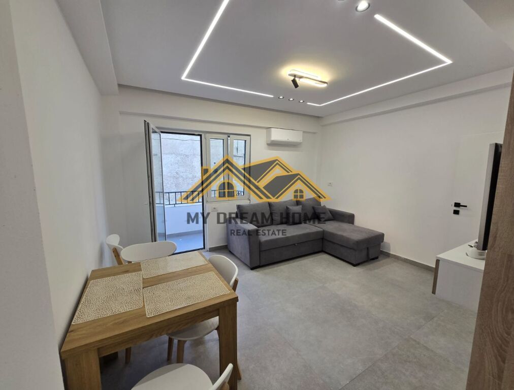 Apartament Me Qera 2+1 Durres!
