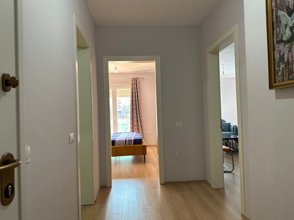 APARTAMENT 1+1 PER QIRA NE UNAZEN E RE,Astir !!