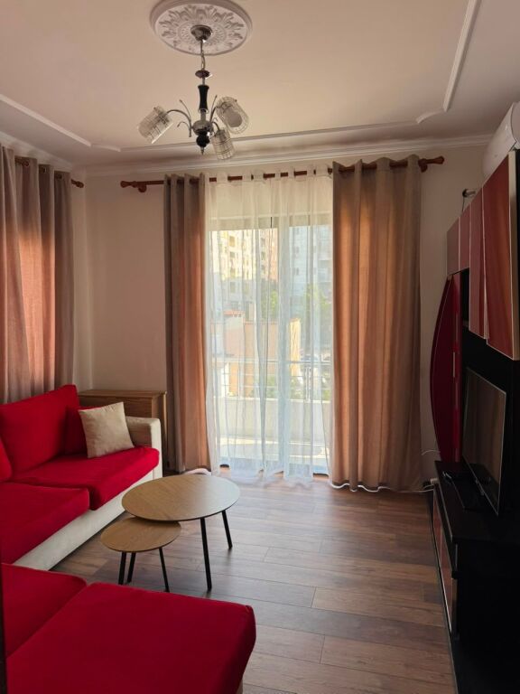 🏢Località, vicino alla Residenza “Euro 3D”, si affitta appartamento 1+1, in fase di arredamento. 55,000LEKE