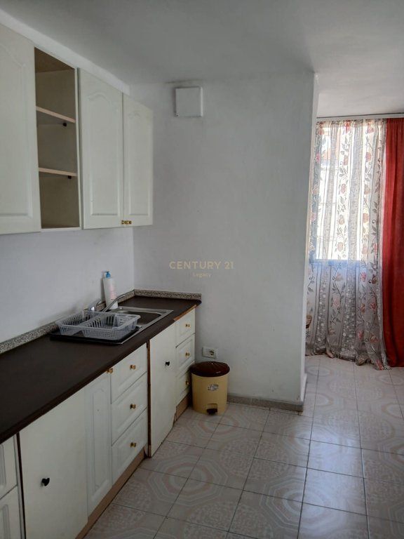 CASA IN AFFITTO - DOPO LA SCUOLA VASIL SHANTO