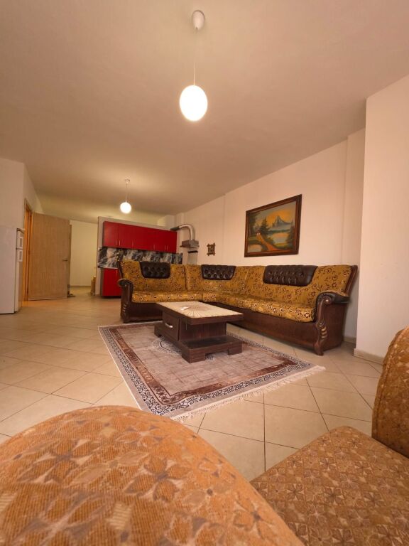 🏡 Appartamento 2+1 in affitto  📍Astir, vicino a Vero Caffè 💰 Prezzo: 45.000 Lek/mese trattabile