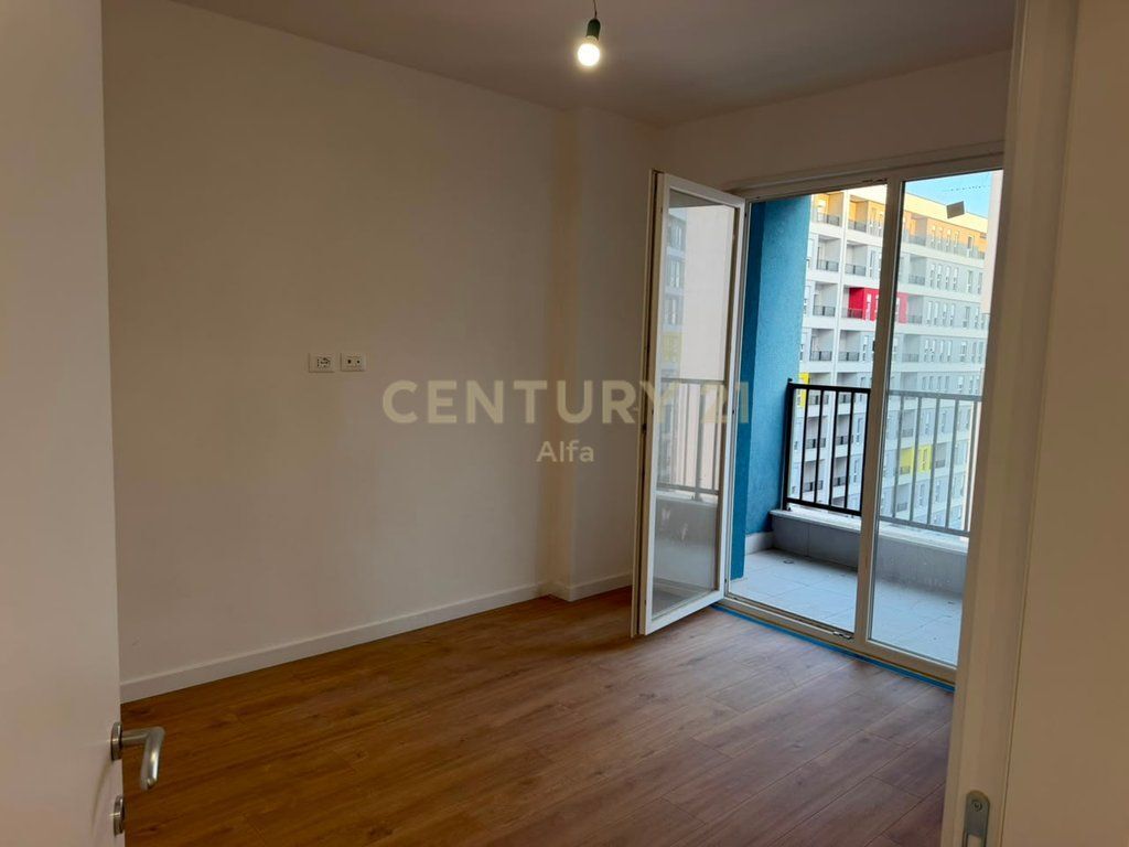 Apartment 3+1+2 for Rent in Univers City | 5th Floor | Parking Spot + Storage | 500€/Month ALFA146491