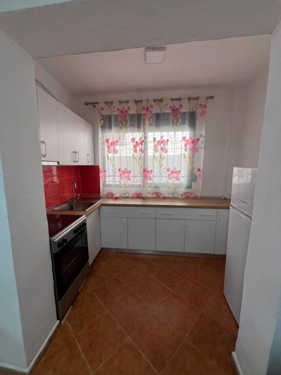 1+1 Apartment for Rent in Lagja e Re, Durrës