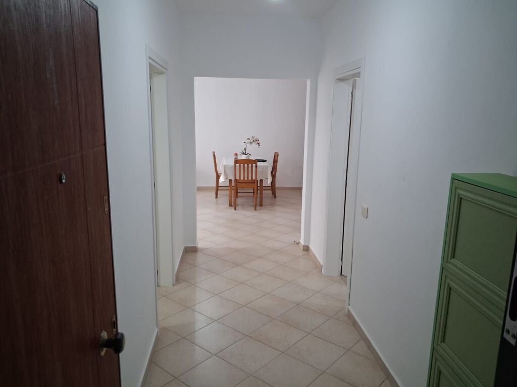 APARTAMENT NE SHITJE TE URA E DAJLANIT!!!