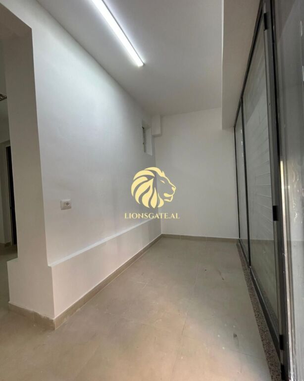 Shop for sale on Siri Kodra street