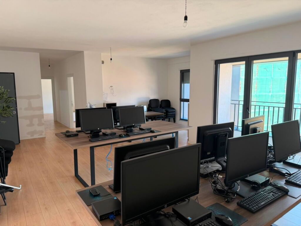 Ufficio in affitto al Bulevardi Ri