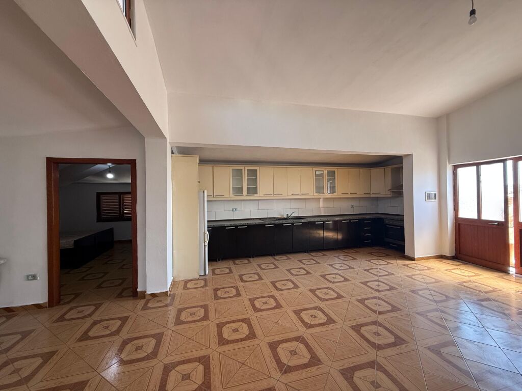 Villa privata in affitto 3+1+2