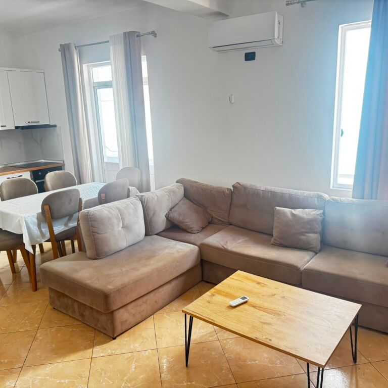 Jepen Apartamente 1+1 me qera Tek 5 Maji, mbrapa Concord (F)   ID 5293