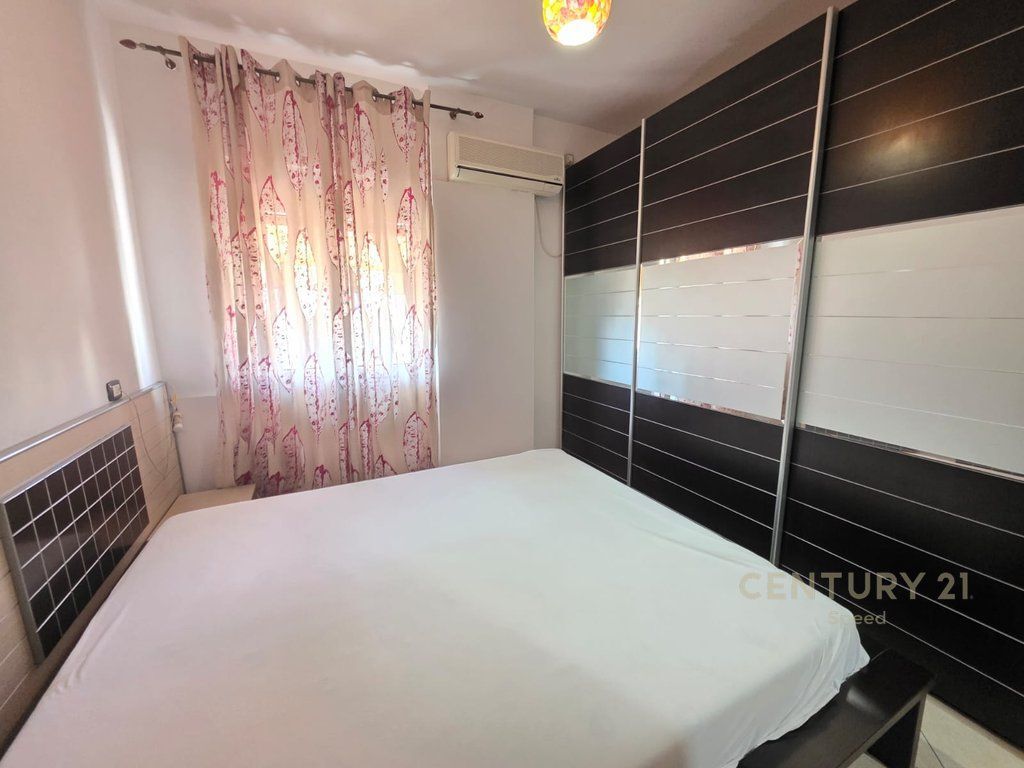 JEPET APARTAMEN 2+1+2 ME QIRA TE 21 DHJETORI!!!