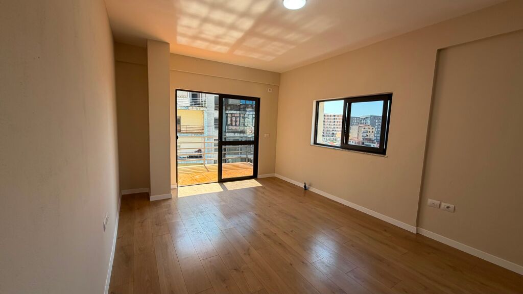 Shitet apartament 2+1+2 ne Don Bosko
