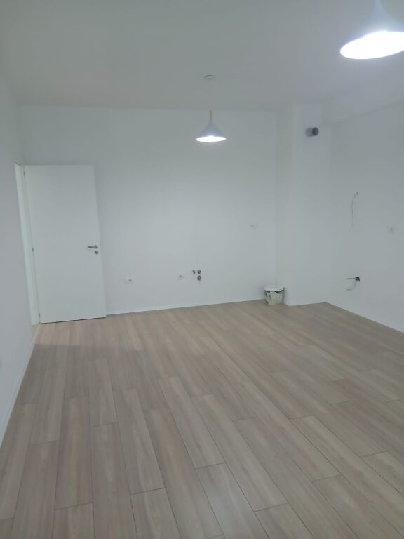 1+1,urban gate astir,129.600 euro,proces hipotekimi