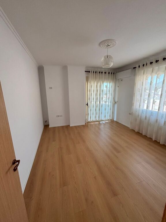 Appartamento 2+1 in vendita a Fresk