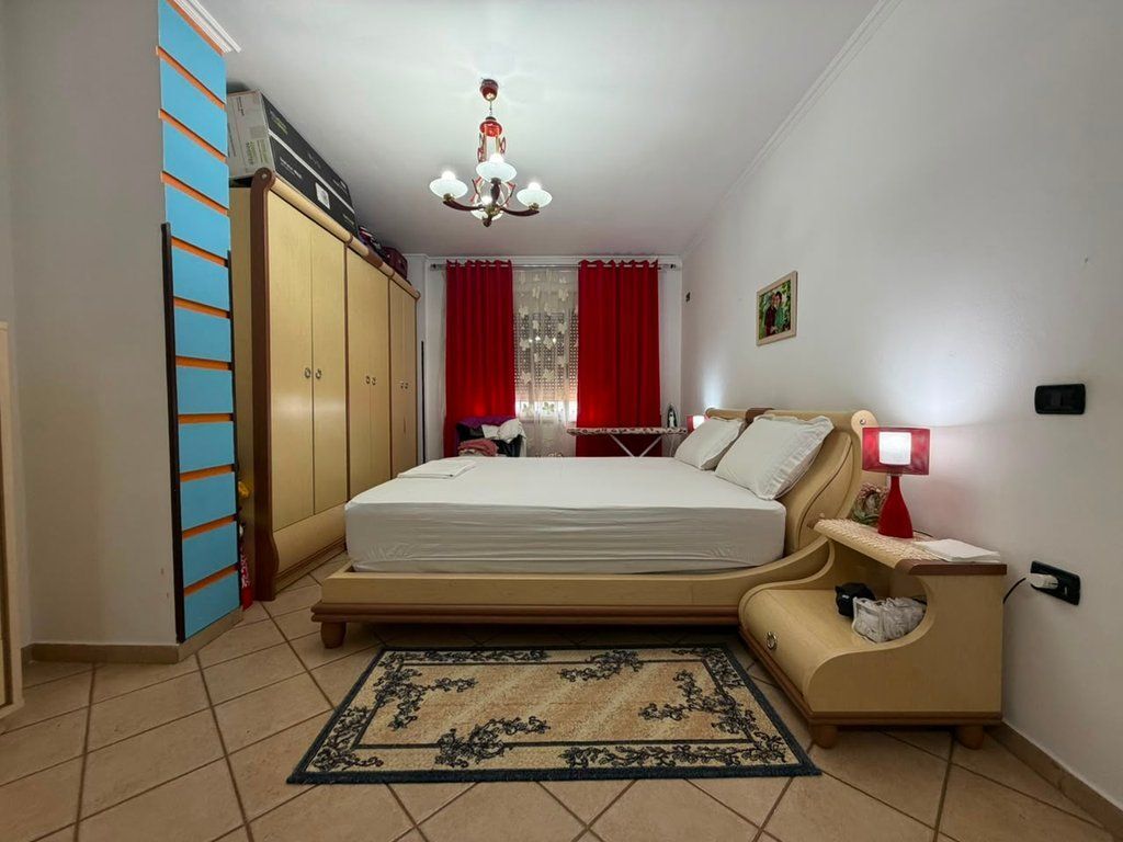 Apartament 3+1+2, Rruga Sami Frashëri, Blloku,