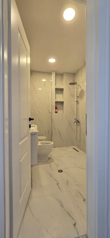 SHITET APARTAMENT 1+1 – 21 DHJETORI