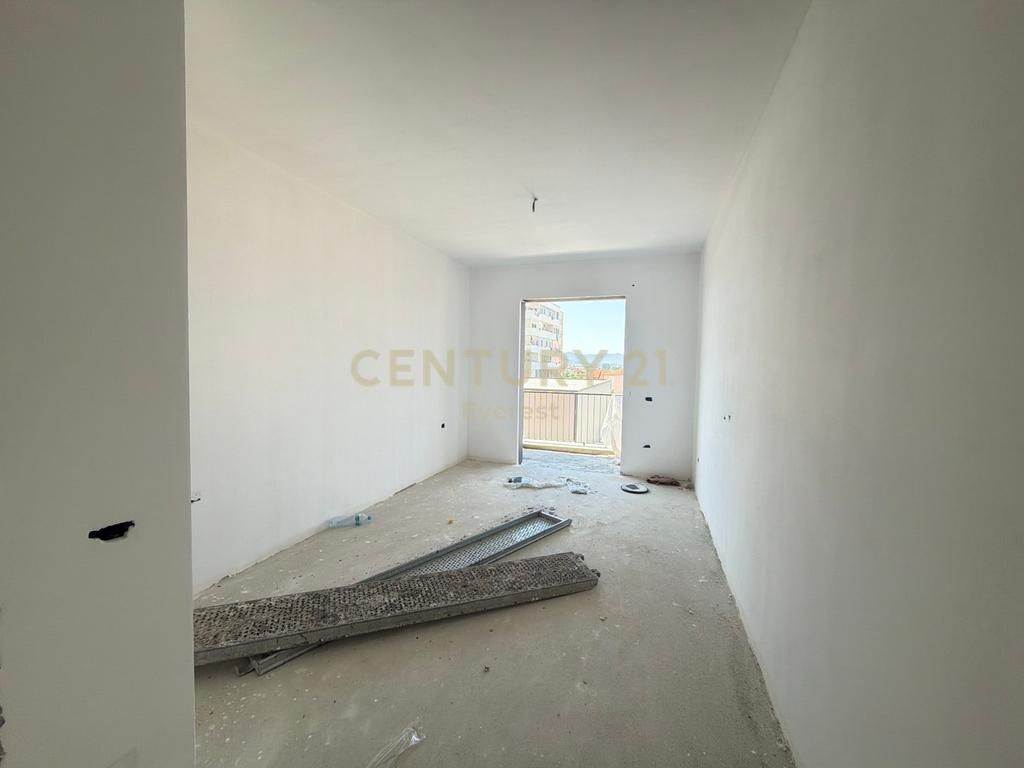 KAMEZ QENDER, SHESIM APARTAMENT 2+1+2! everest146498