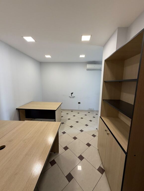 ZYRE ME QERA 130 M2 BLLOK 100.000 LEKE FH-86968