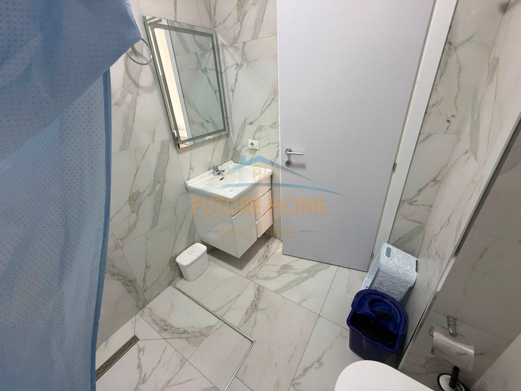 Rent, Apartment 2+1+2, 5 Maji Street, Tirana