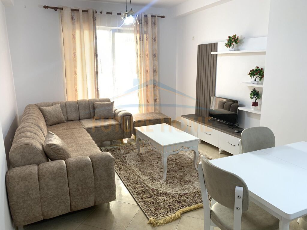 Disponojmë Apartament 1+1 për Qera