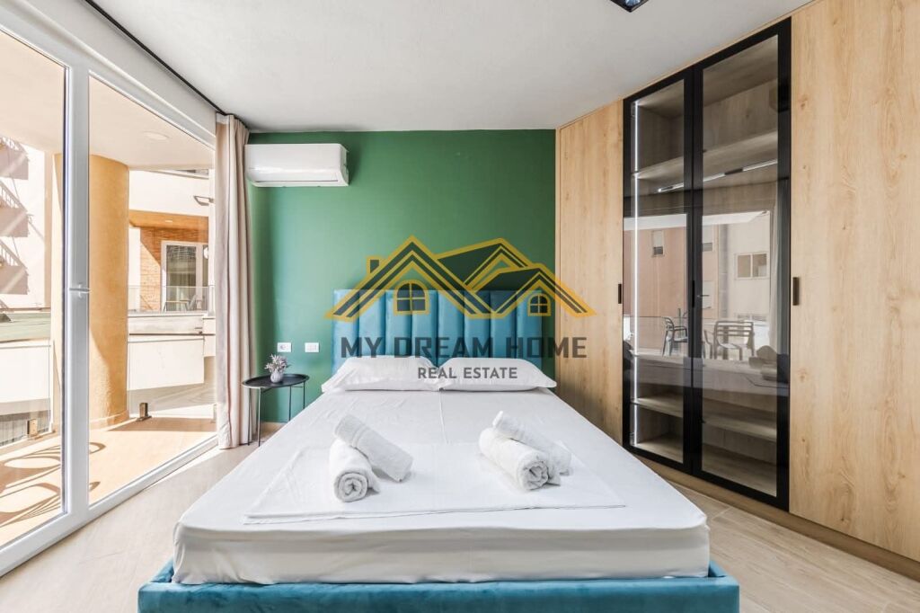 Duplex in vendita a Shkembi i Kavajes con vista mare seconda linea !